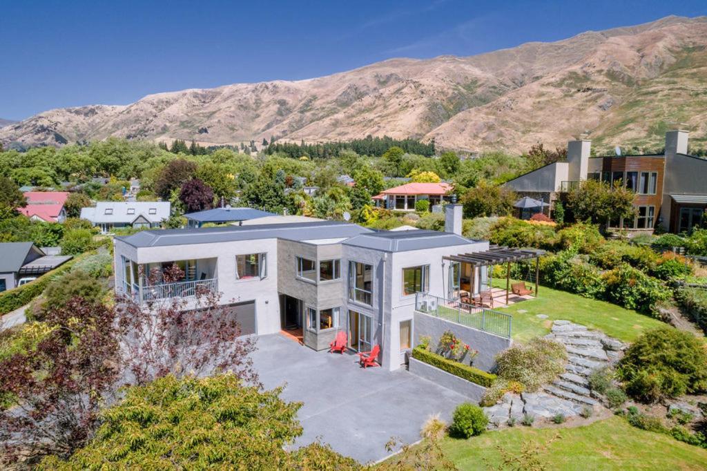 Sargood Splendour - Wanaka Holiday Home Eksteriør bilde